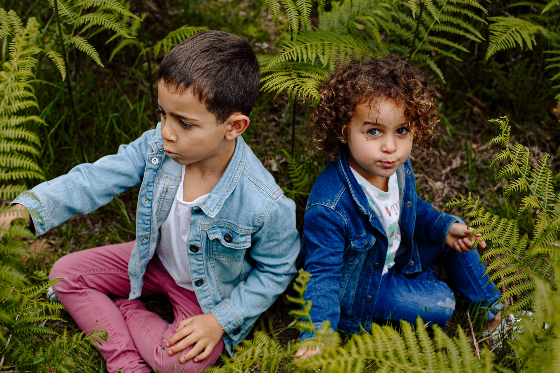 sesion fotos infantil hermanos barcelona