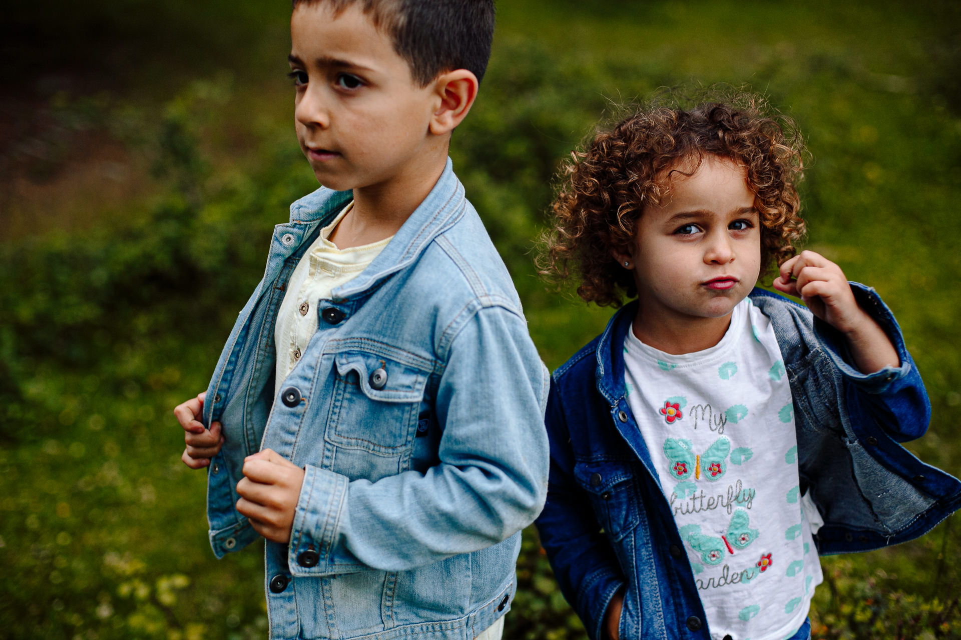 sesion fotos infantil hermanos barcelona